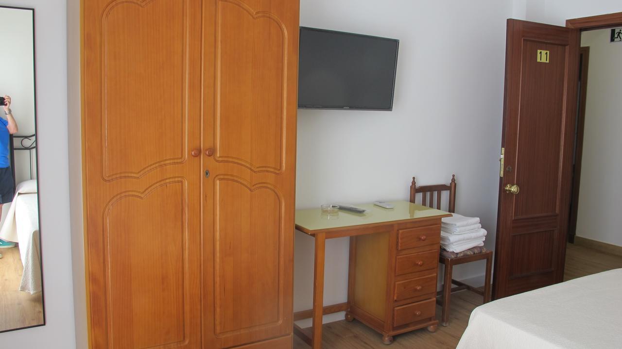 Hostal Onteniente 라 마몰라 외부 사진
