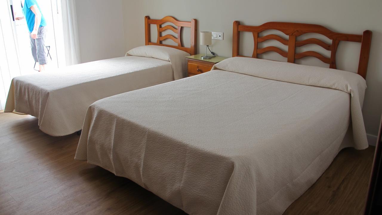 Hostal Onteniente 라 마몰라 외부 사진